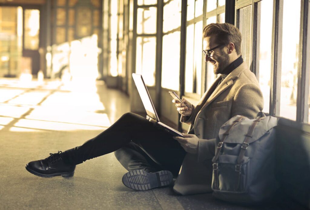 Surviving Long Layovers and Delays on a Budget